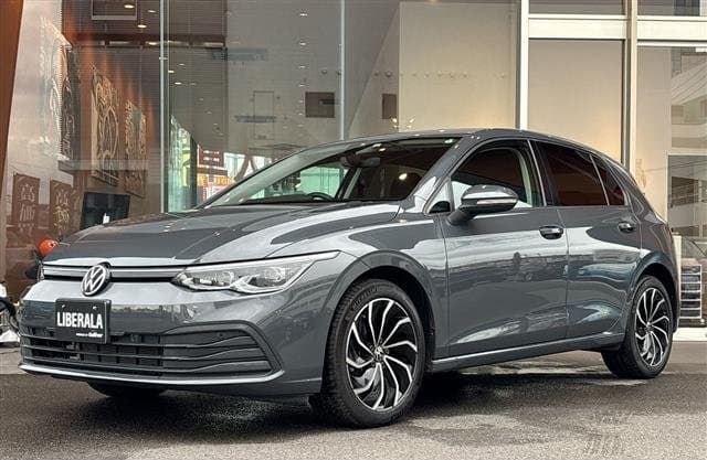2022 VOLKSWAGEN GOLF