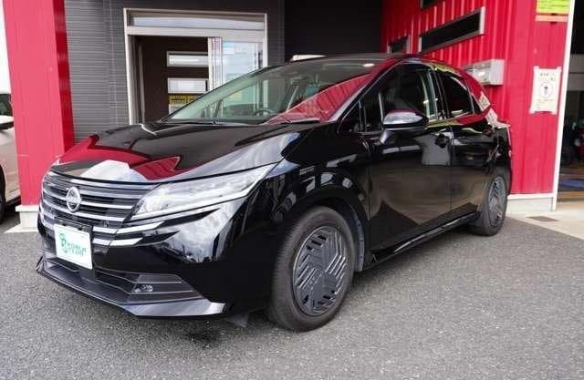2025 NISSAN NOTE