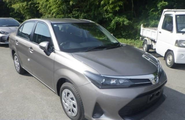 2025 TOYOTA COROLLA AXIO