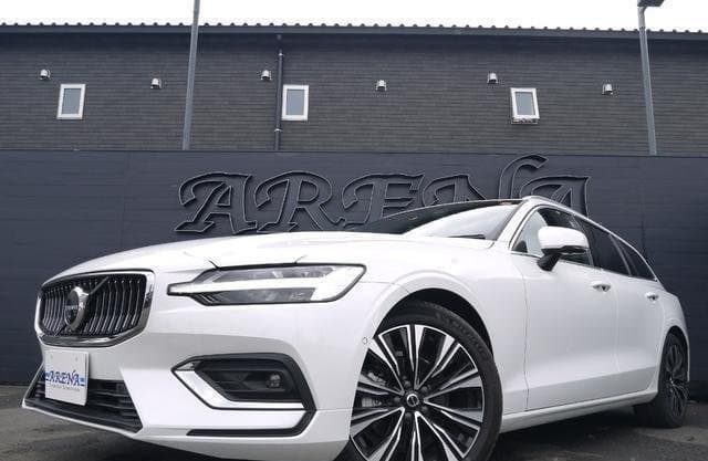 2024 VOLVO V60
