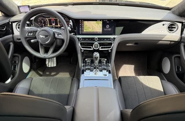 2023 BENTLEY FLYING SPUR