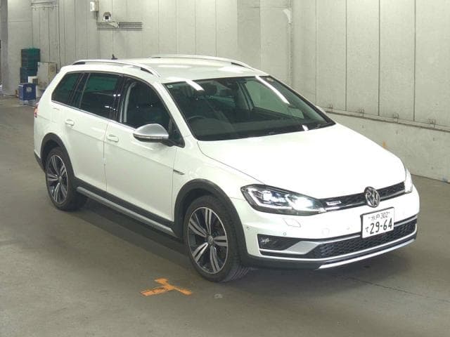 2020 VOLKSWAGEN GOLF ALLTRACK