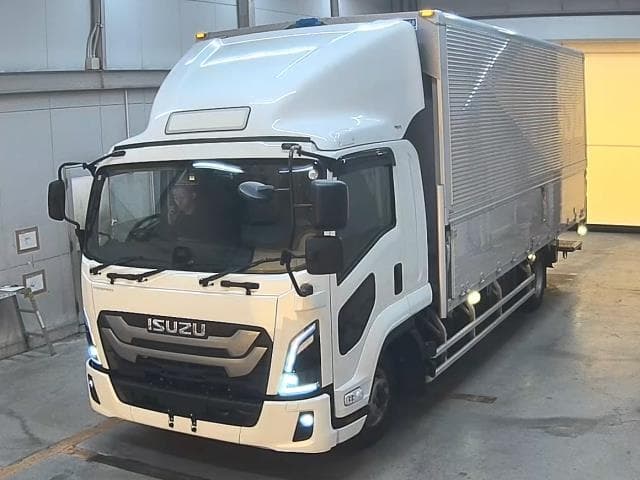 2026 ISUZU FORWARD