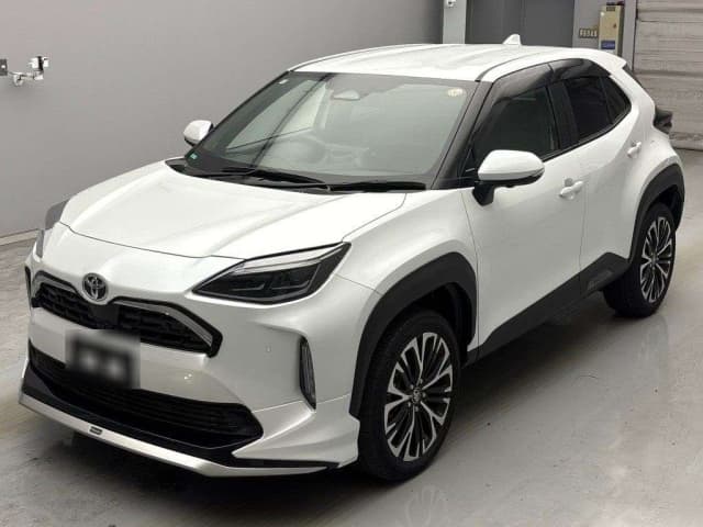 2024 TOYOTA YARIS CROSS