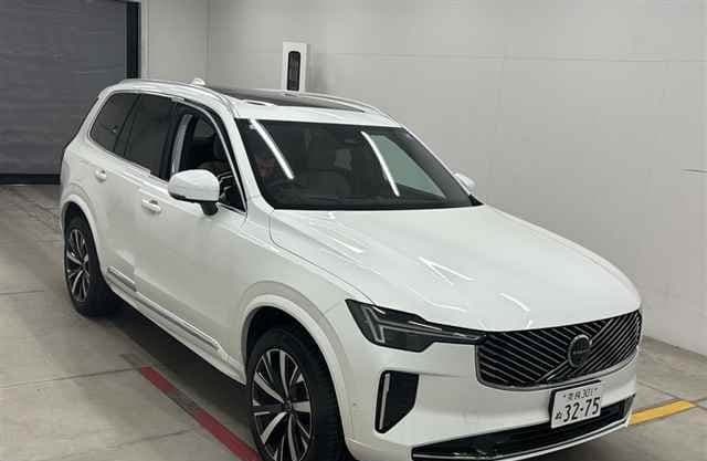 2025 VOLVO XC90