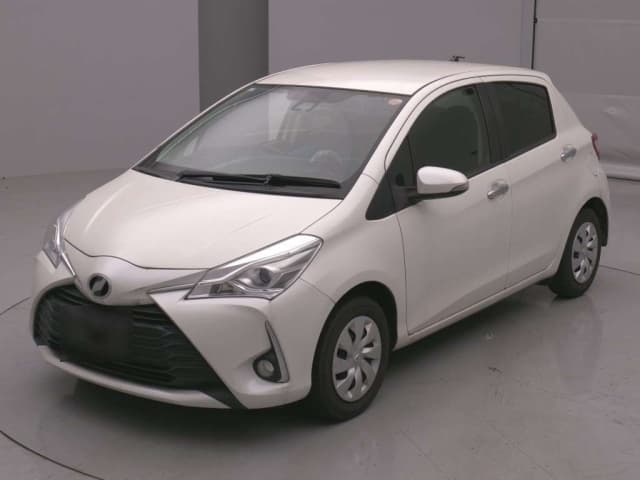 2020 TOYOTA VITZ