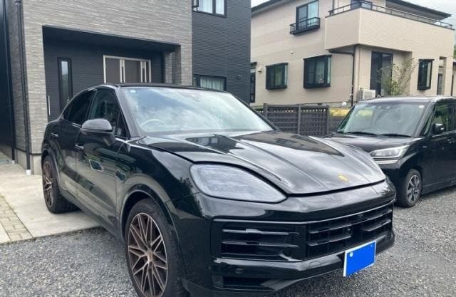 2024 PORSCHE CAYENNE