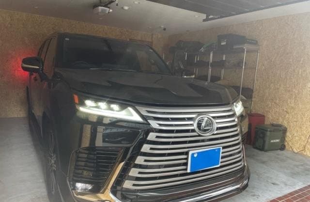 2023 LEXUS LX