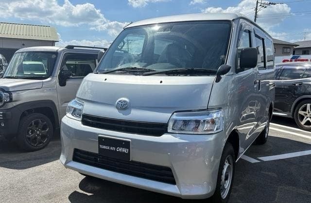 2026 TOYOTA TOWN ACE VAN