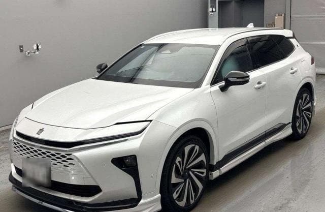 2025 TOYOTA CROWN ESTATE