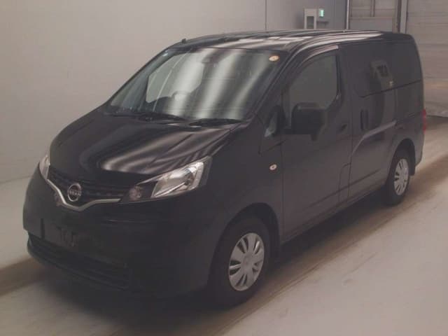 2021 NISSAN NV200