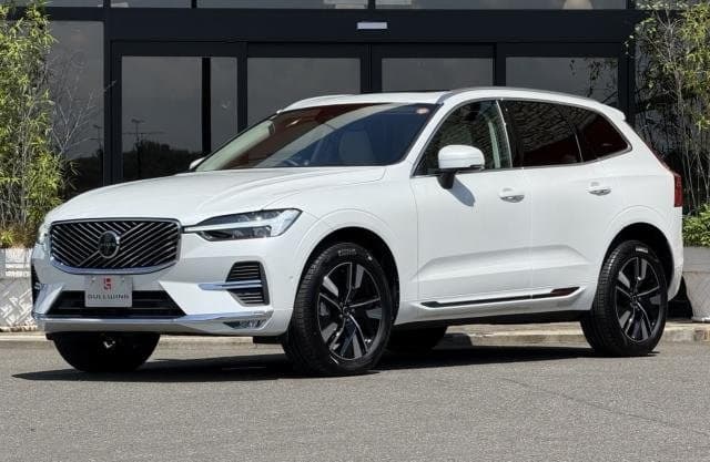2025 VOLVO XC60
