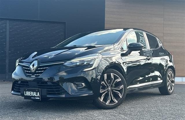 2022 RENAULT LUTECIA