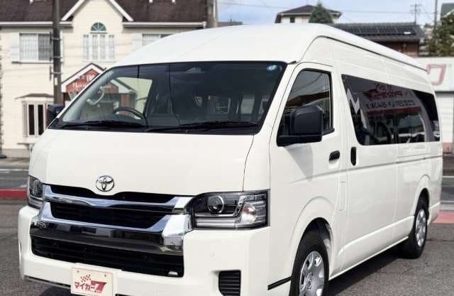 2026 TOYOTA HIACE VAN