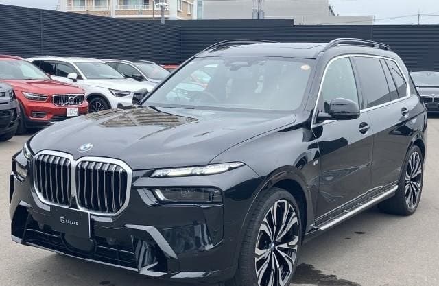 2023 BMW X7