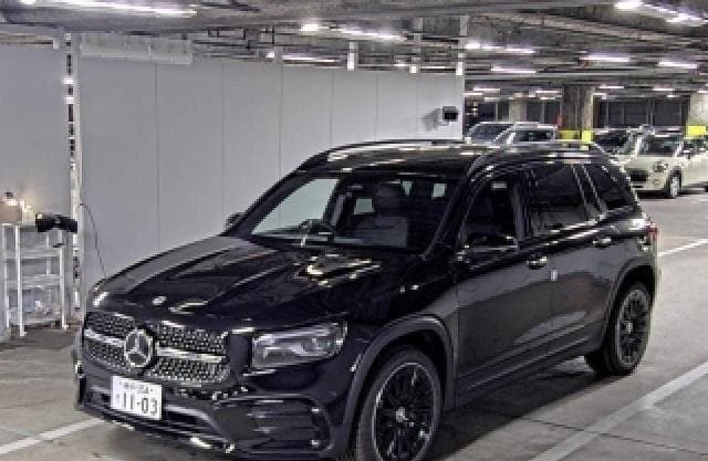 2026 MERCEDES BENZ GLB