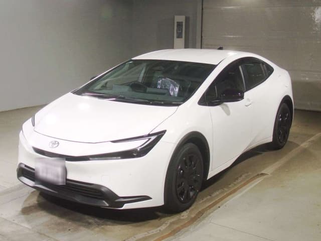2026 TOYOTA PRIUS