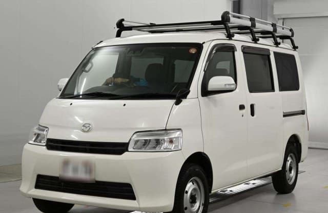 2022 MAZDA BONGO VAN