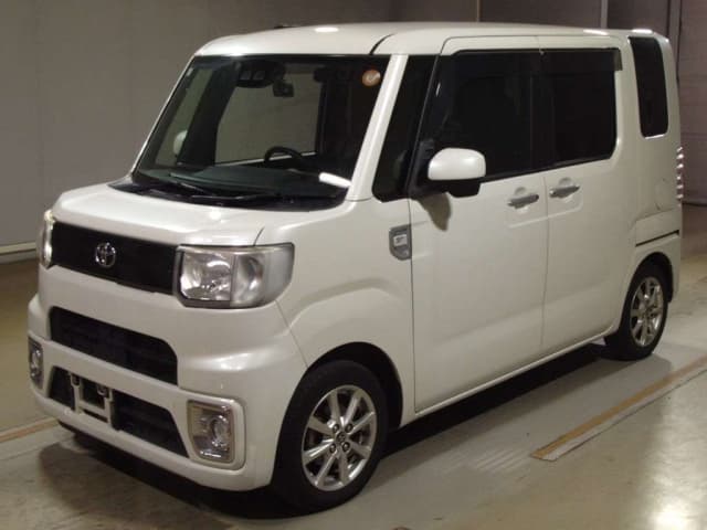 2019 TOYOTA PIXIS MEGA