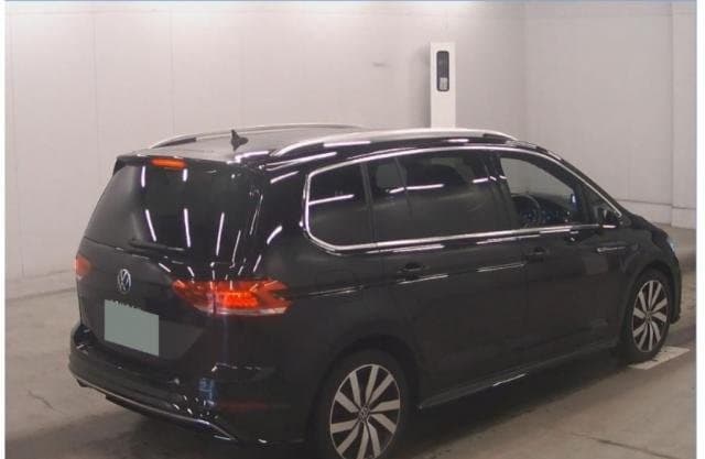 2022 VOLKSWAGEN GOLF TOURAN