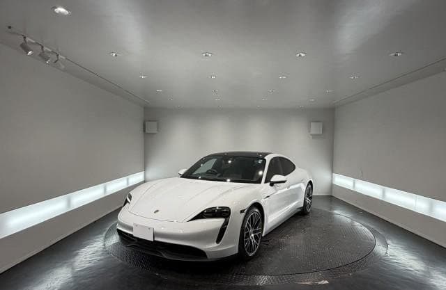2023 PORSCHE TAYCAN