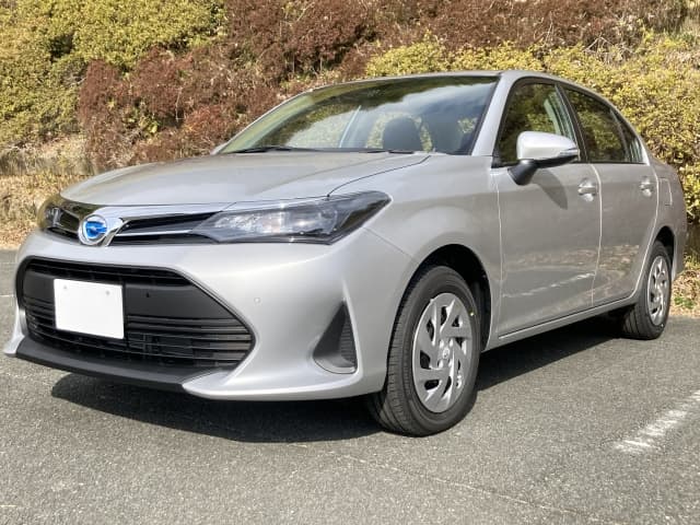 2026 TOYOTA COROLLA AXIO