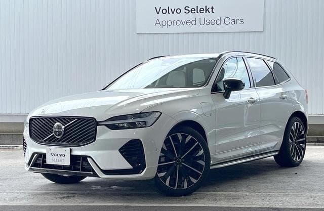 2025 VOLVO XC60