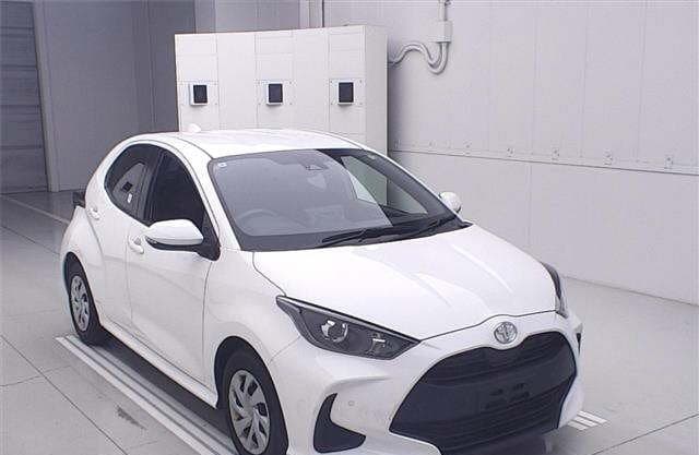 2021 TOYOTA YARIS