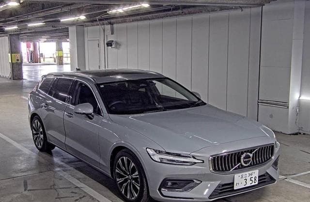 2024 VOLVO S60