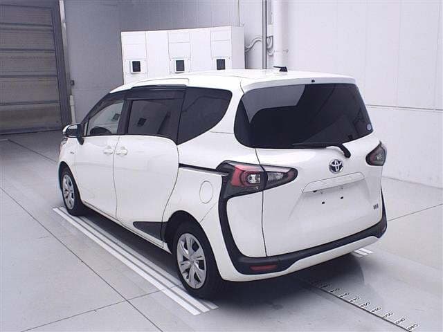 2018 TOYOTA SIENTA