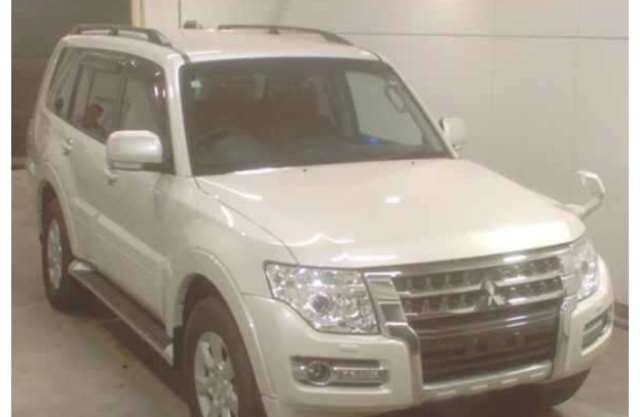 2019 MITSUBISHI PAJERO