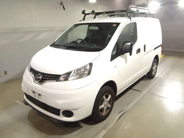 2019 NISSAN NV200