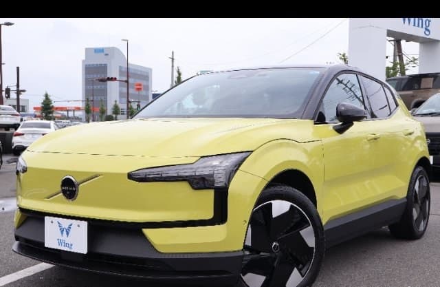 2024 VOLVO EX30