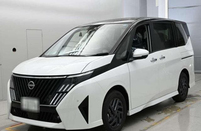2026 NISSAN SERENA