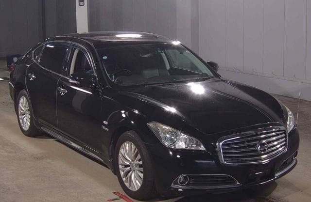 2015 NISSAN CIMA