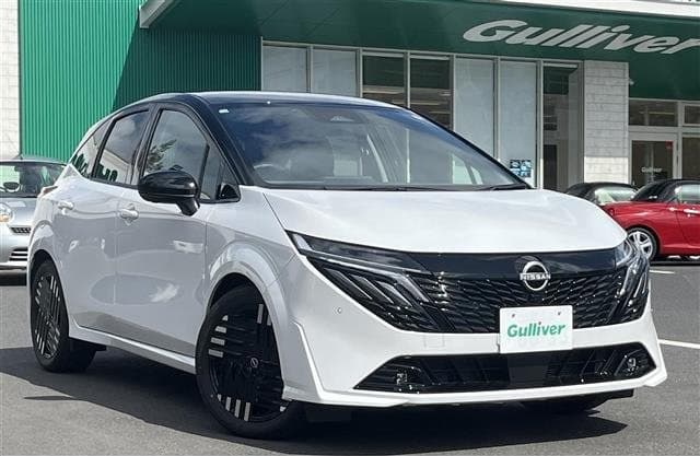2025 NISSAN AURA