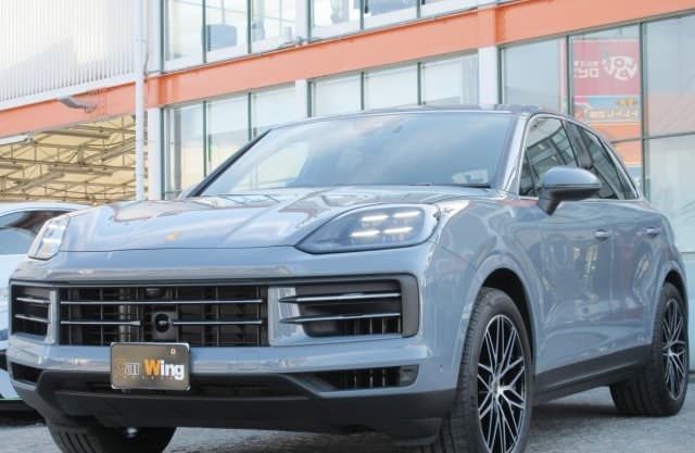 2024 PORSCHE CAYENNE