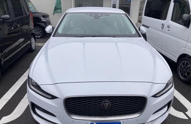 2020 JAGUAR XE